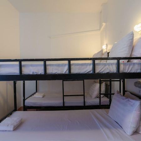 Five Rose Siem Reap Hostel Bagian luar foto