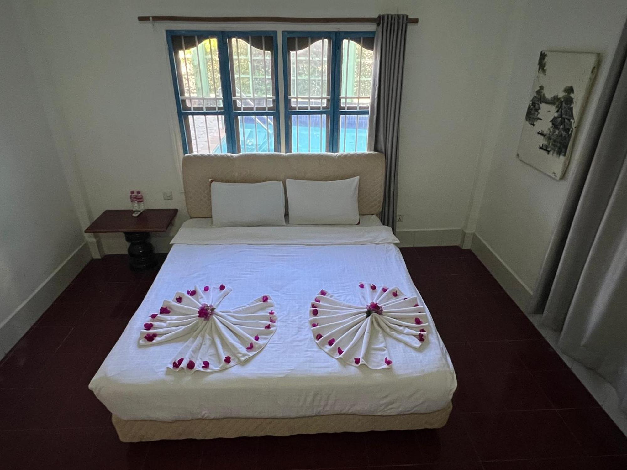 Five Rose Siem Reap Hostel Bagian luar foto