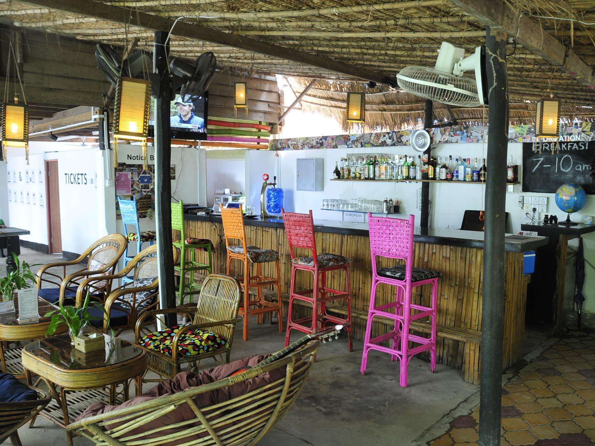 Five Rose Siem Reap Hostel Bagian luar foto