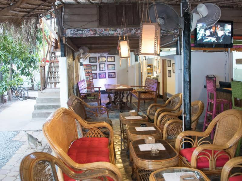 Five Rose Siem Reap Hostel Bagian luar foto
