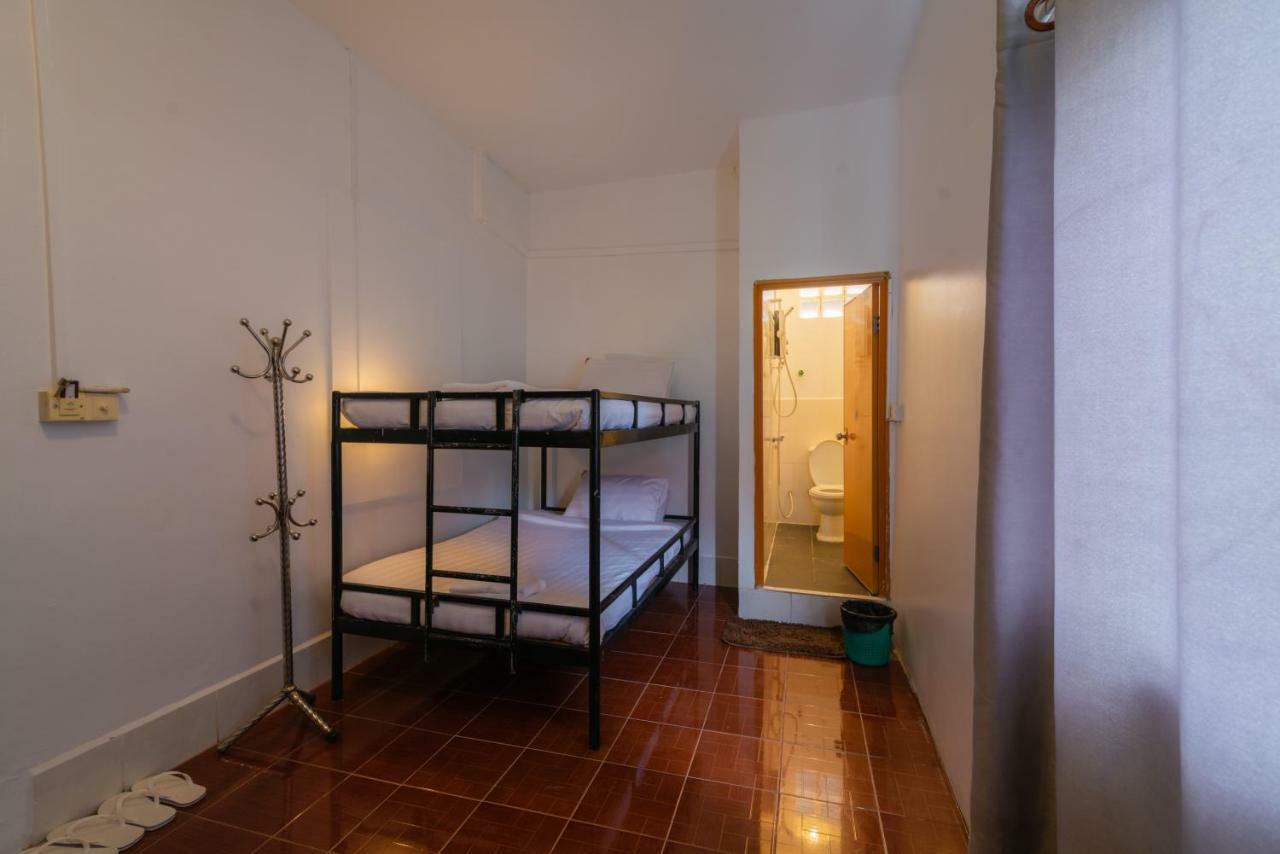 Five Rose Siem Reap Hostel Bagian luar foto