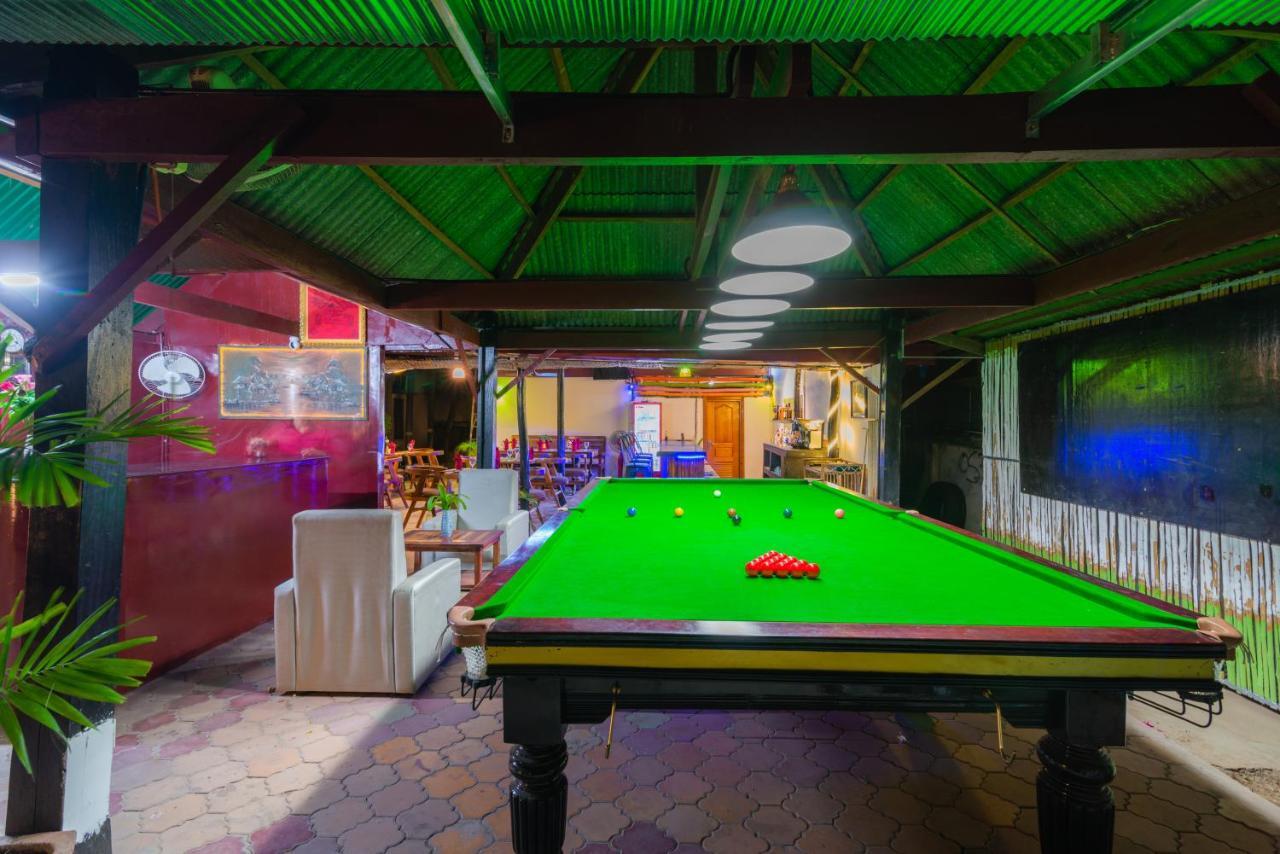 Five Rose Siem Reap Hostel Bagian luar foto