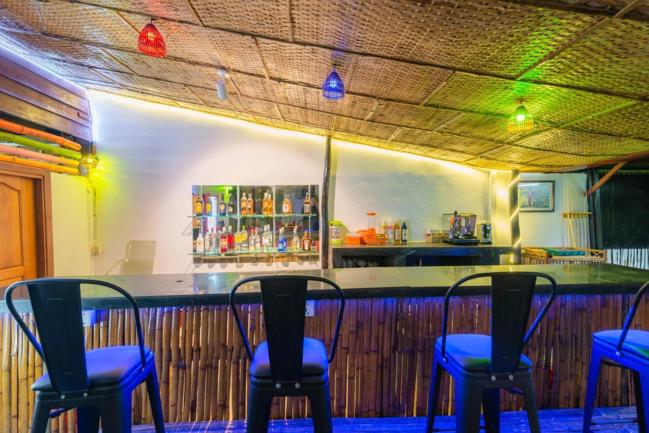Five Rose Siem Reap Hostel Bagian luar foto